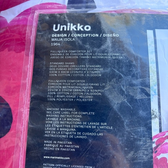 Marimekko Unikko Red Comforter Set - Full - Queen
Cotton, Percale Cotton - Picture 7 of 12